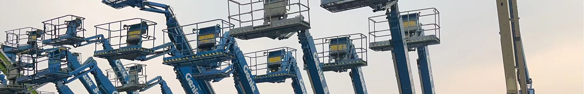 Self-Propelled Articulated Boom Lifts