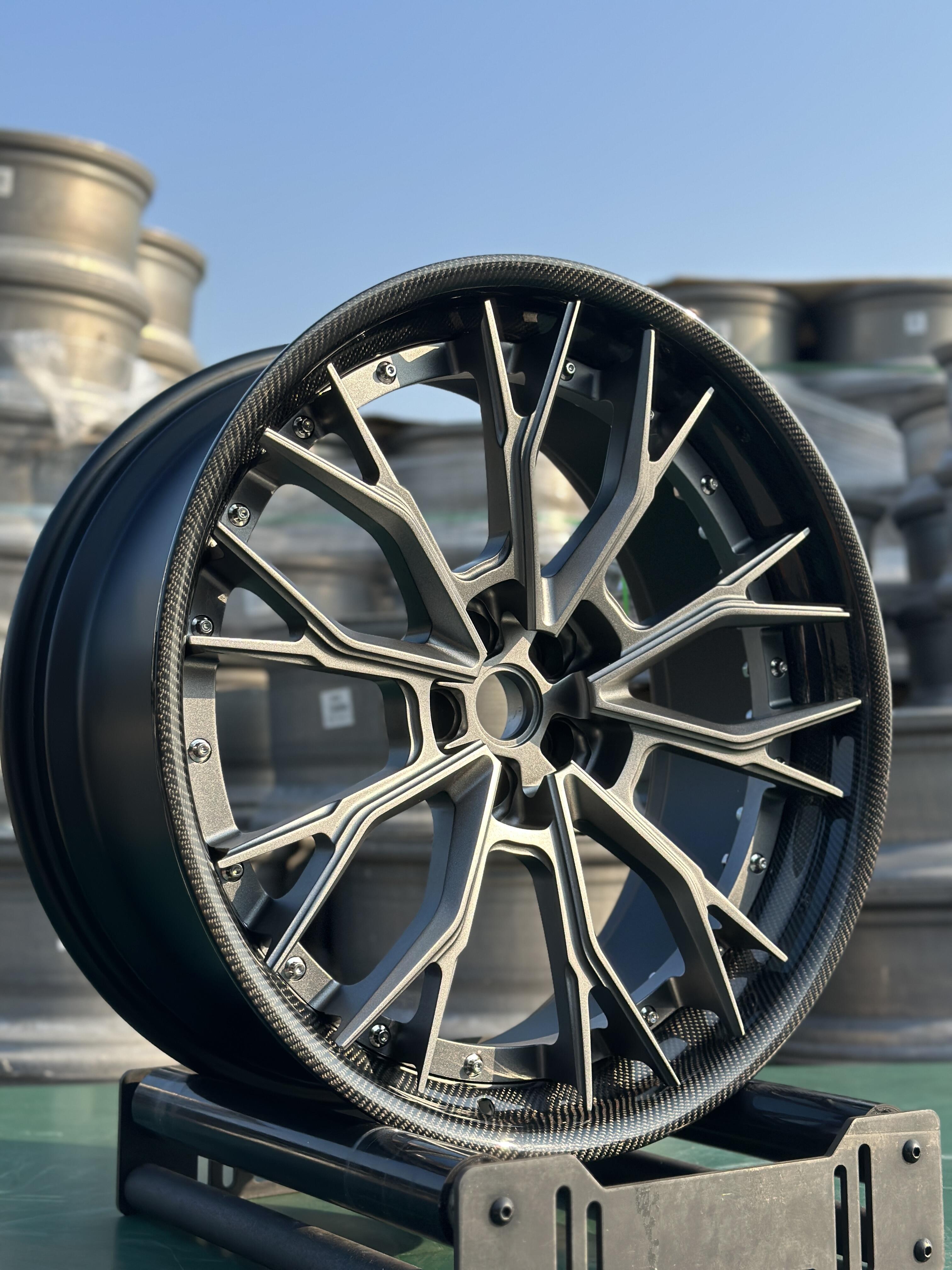 Wrapped Pure carbon fiber forged wheels