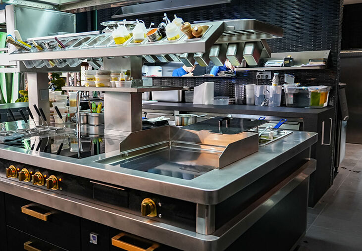 tailor-made island cooking suite by shinelong