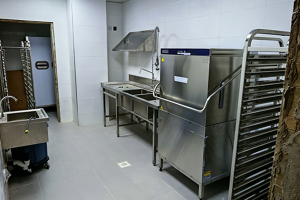 dishwashing area in second floor