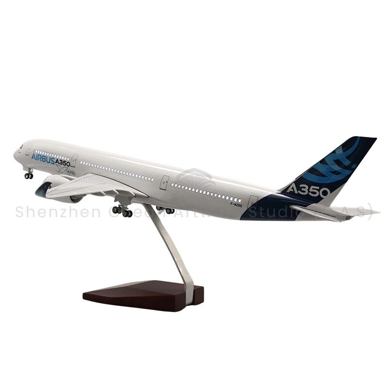 【L】LED ABS 수지 비행기 모델 에어버스 A350 47cm 크기 1:142 LED 조명 및 착륙 기어 포함