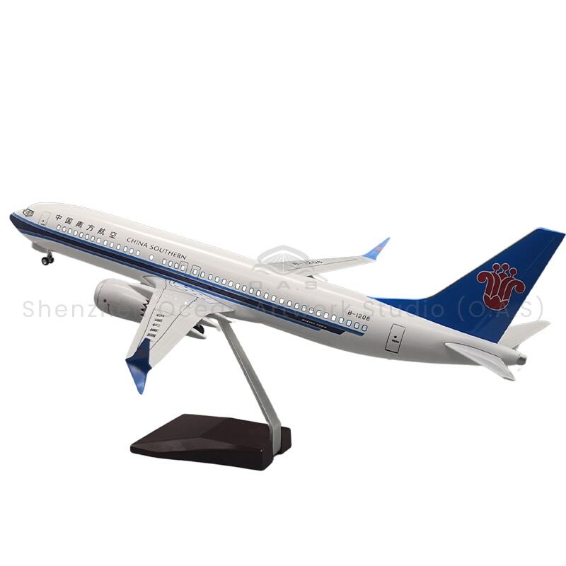 【L】Aircraft Plane Model for Gift 1:85 Alloy Scale Model Aircrafts 737MAX8 China Southern Airlines 47cm Boeing Model Airplanes