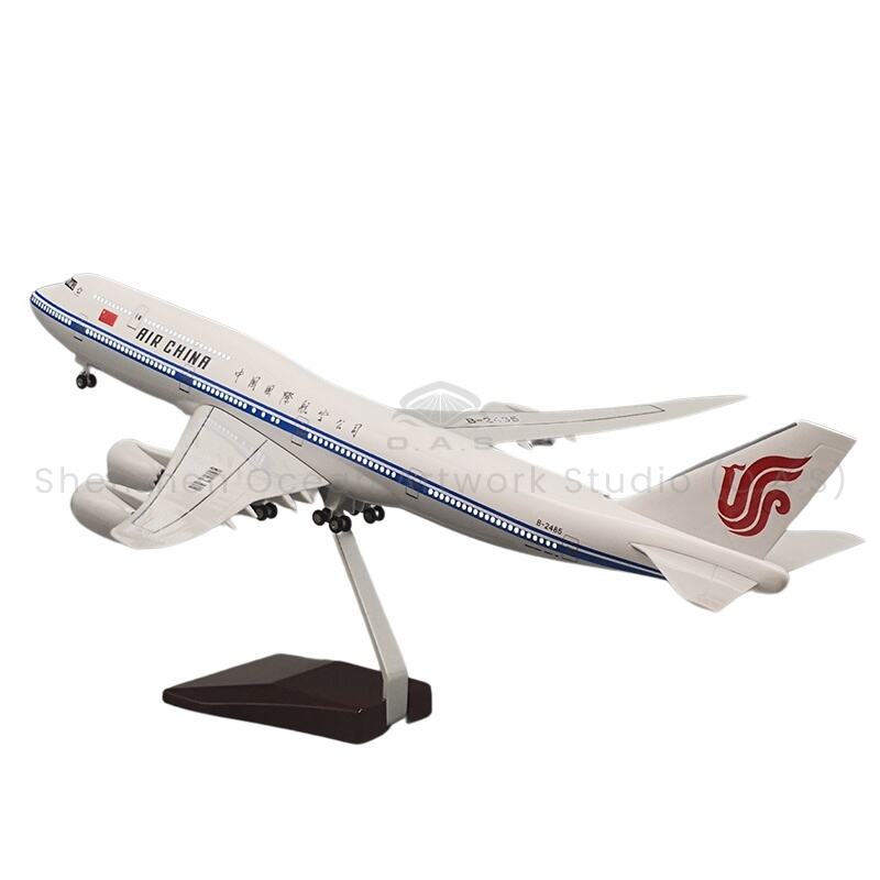 【L】Model Pesawat Terbang untuk Hadiah 1:160 Skala Logam Model Pesawat Terbang 747-8 Garuda Cina 47cm Model Boeing
