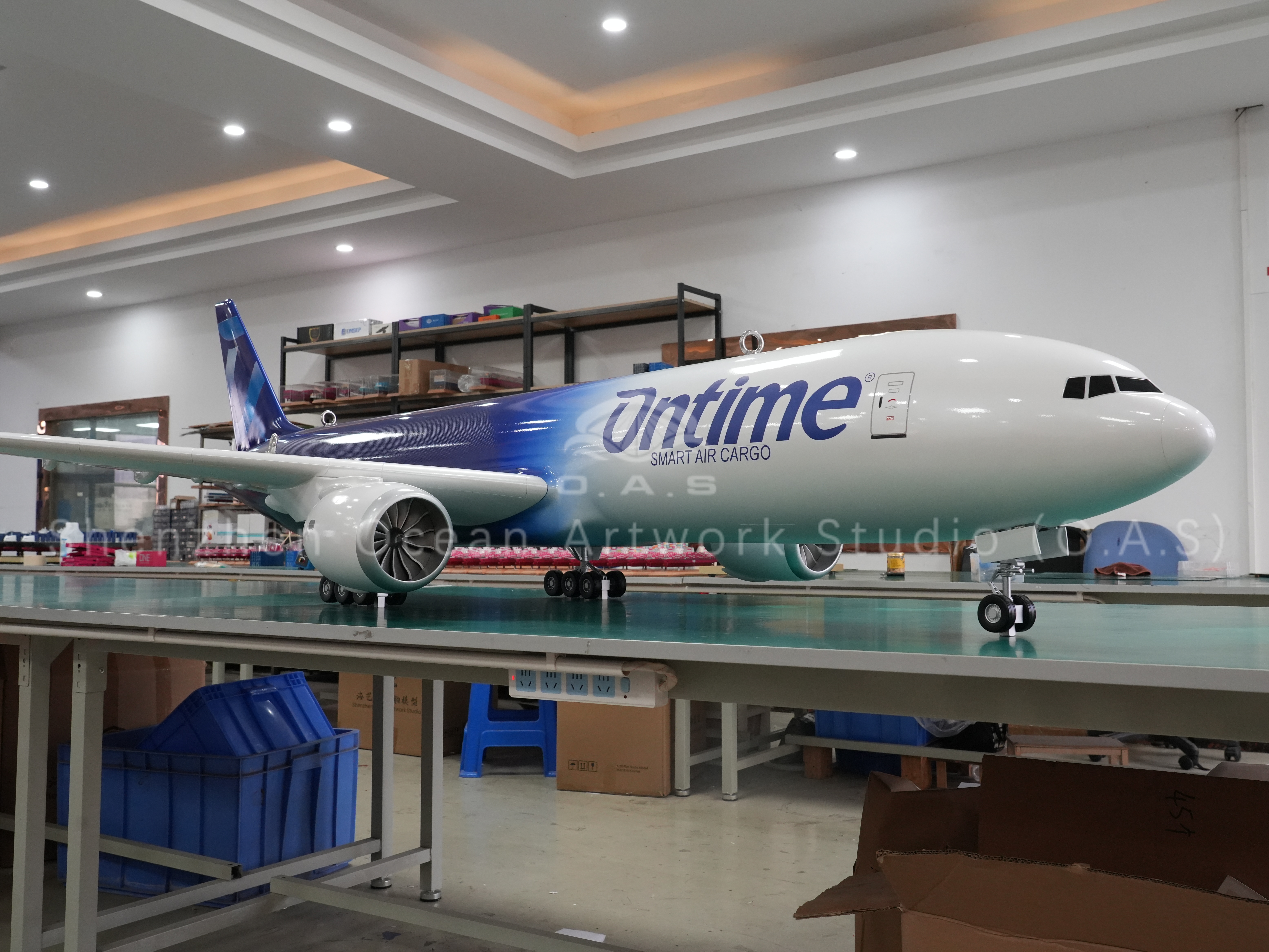 Versatile Gift Solutions and Market Appeal