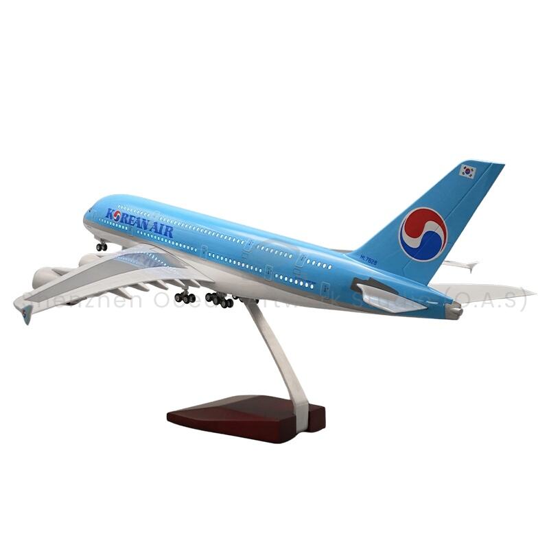 【L】LED ABS Resin Airplane Model Airbus A380 Korean Air Size 46cm Scale 1/160 with LED Light and Landing Gear