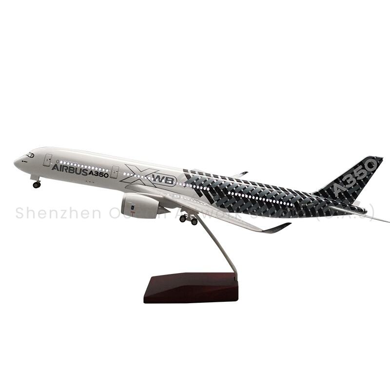 【L】Modéal Aerphainní LED ABS Resin Airbus A350 Fibre Carbónach Mhéadar 47cm Scála 1:142 le Soiléad LED agus Geár Iompóide