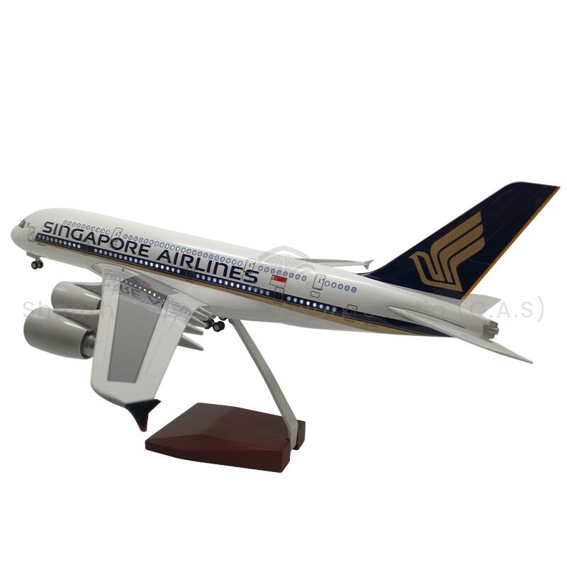 【L】LED ABS Resin Airplane Model Airbus 380 Singapore Airlines Size 46cm Scale 1/160 with LED Light and Landing Gear