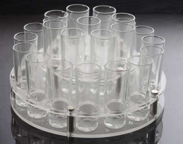 Koji stilovi akrilnih nosilaca su trend u 2023?