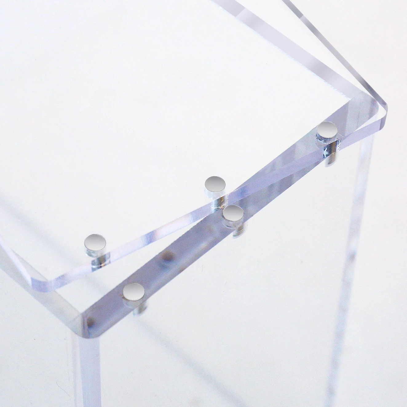 Var man köper akryl-magnetfall i stora mängder för maximal besparing