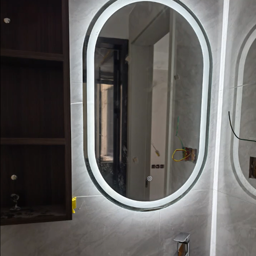 Meet the Mirror of the Future: The Smart Bathroom Mirror You Didn’t Know You Needed.