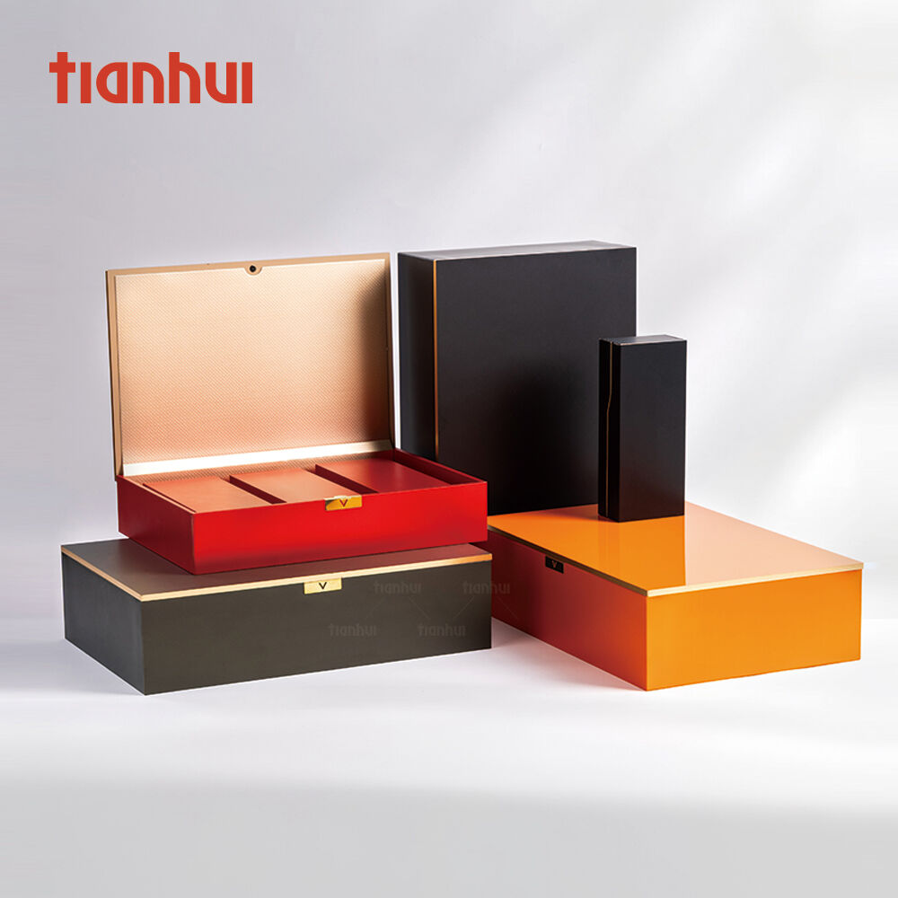 Kotak Hadiah Lacquer Premium Tianhui dengan Tutup Lipat dan Desain Magnetik, Cetakan Khusus pada Kotak Kaku
