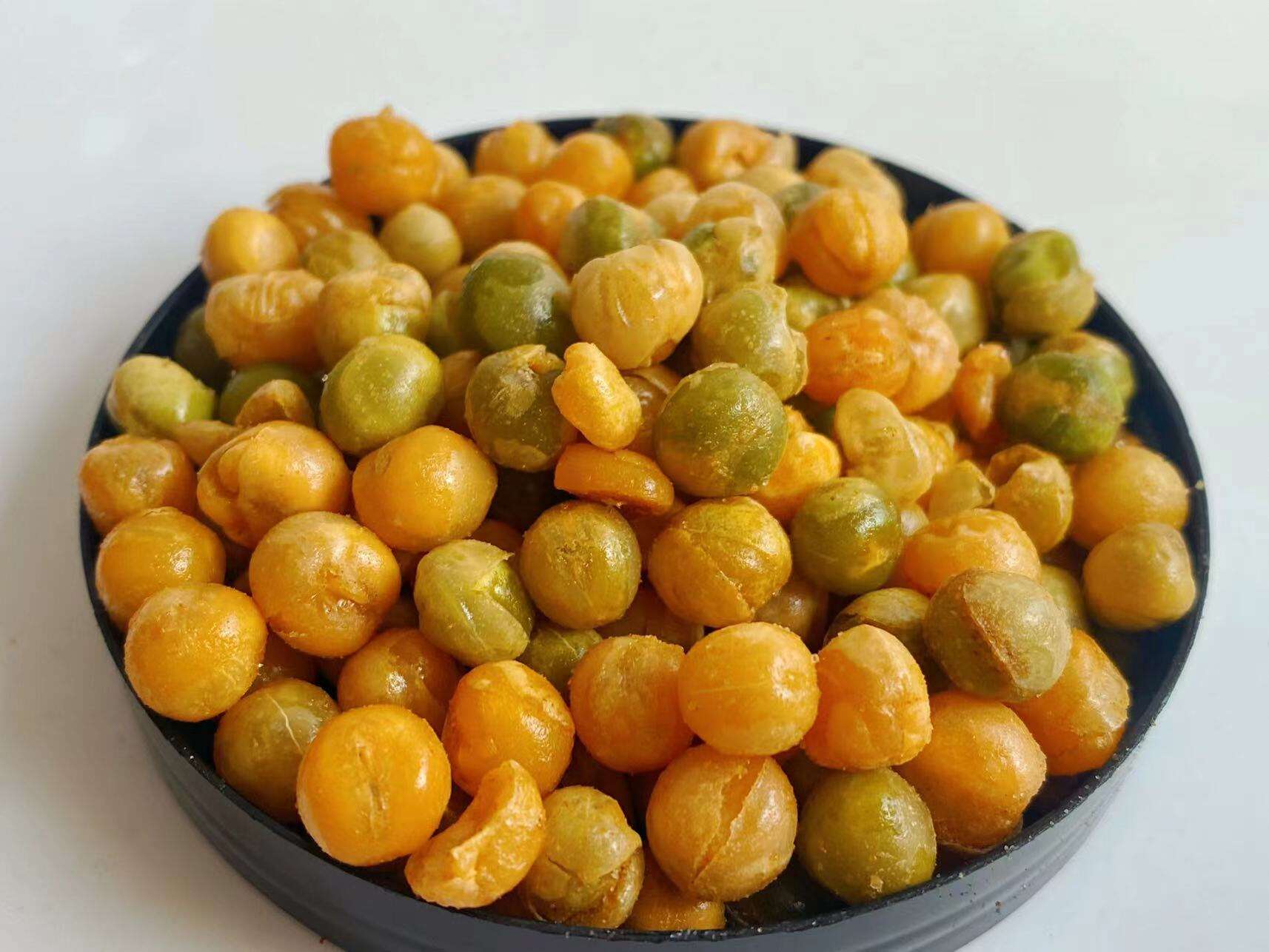 Prečo sú korenisté zelené hrášky výnosným produktom pre veľkoobchodných dodávateľov