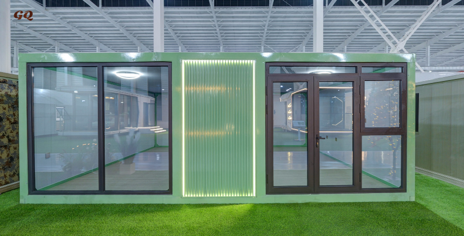 Foldable Mobile House