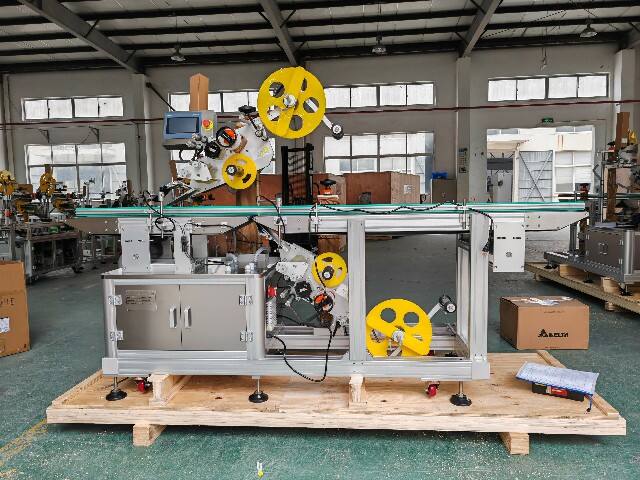 Successful Shipment of Top-and-Bottom Flat Surface Adhesive Labeling Machines to Canada Completed on November 24, 2025