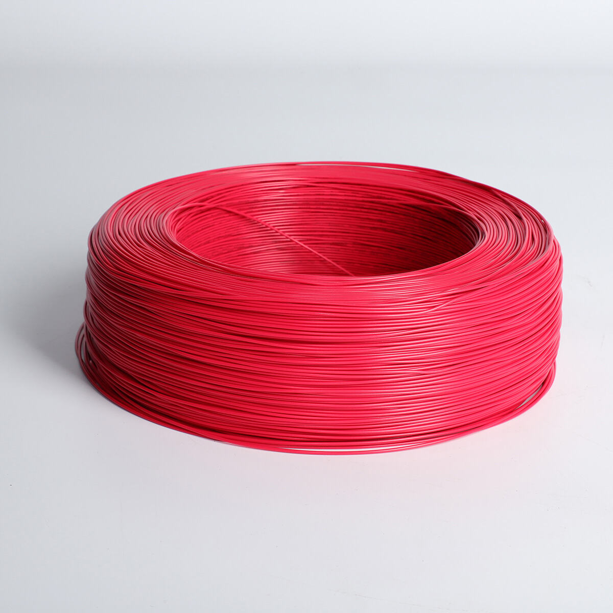 Raon Feidhmeála Ilghnéitheach do Riachtanais Éagsúla Tionscail