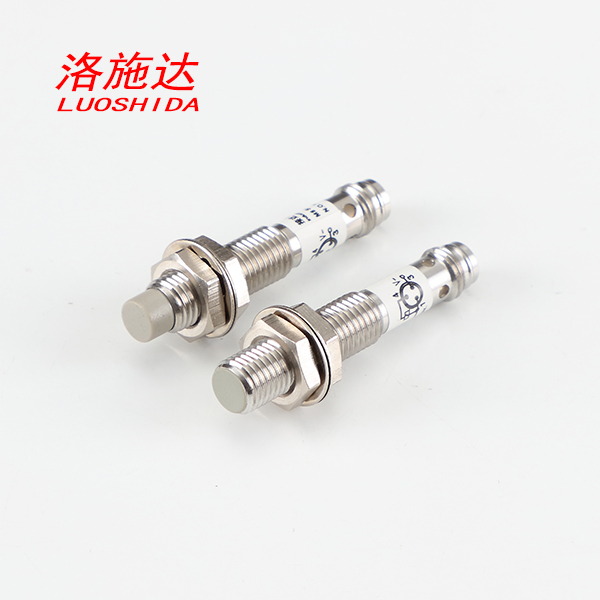 M8-M8 45 standard inductive sensor  