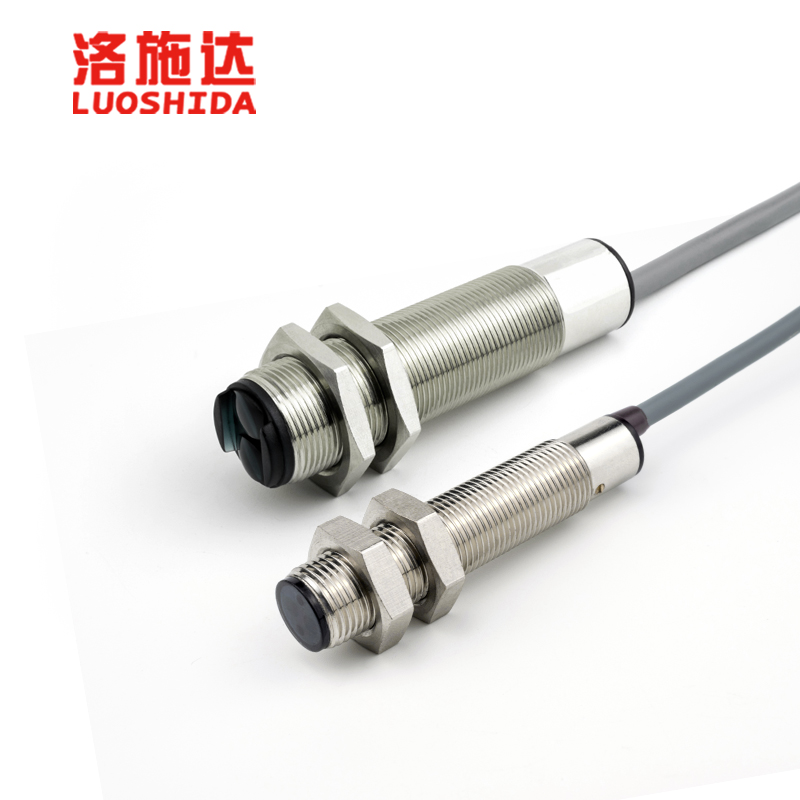 I sensori fotoelettrici possono funzionare in condizioni esterne difficili?