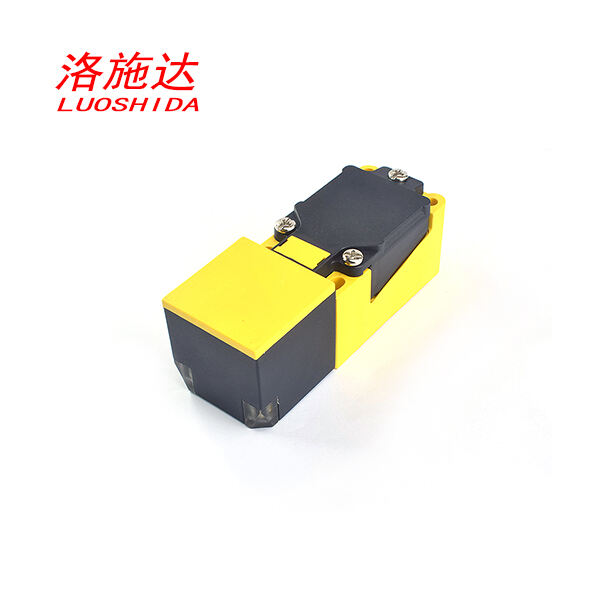 Q40 square inductive sensor connector type  