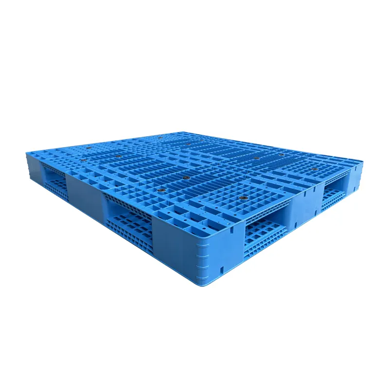 Blow Molded Pallets: The Lightweight and Durable Pallet for Heavy Loads