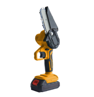 What are the common troubleshooting tips for a cordless chainsaw that isn't starting?
