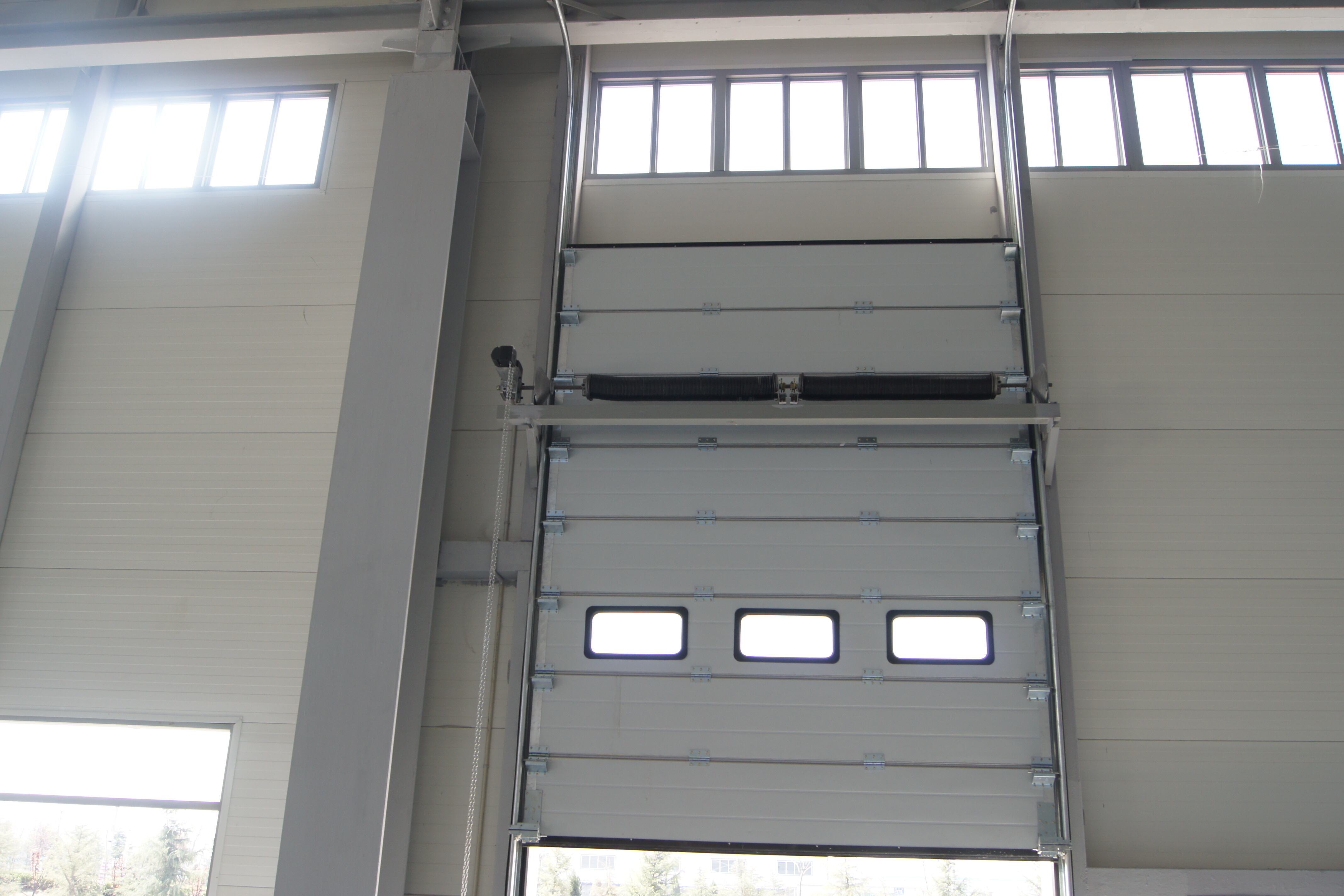 Factory Manufacturer Direct Sale High Quality Insulated Industrial Sectional Door