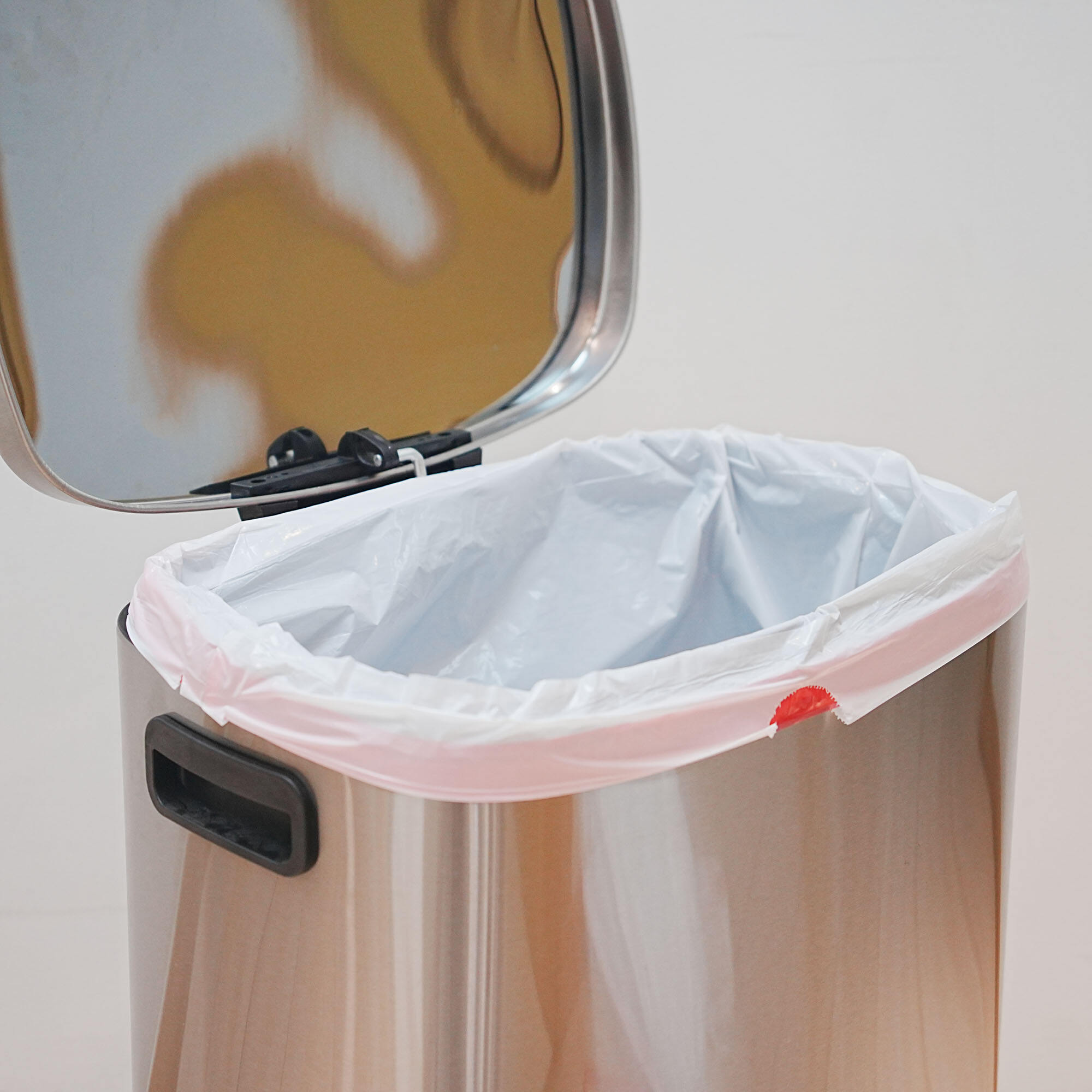 Discover the Unmatched Benefits of Hefty Trash Bags 13 Gallon