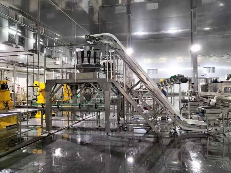 14 head filling into bottles