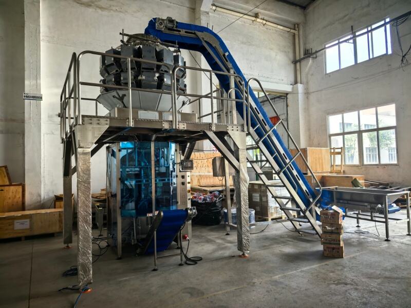 14 head 5l weigher+platform+inclined conveyor+ 820vffs