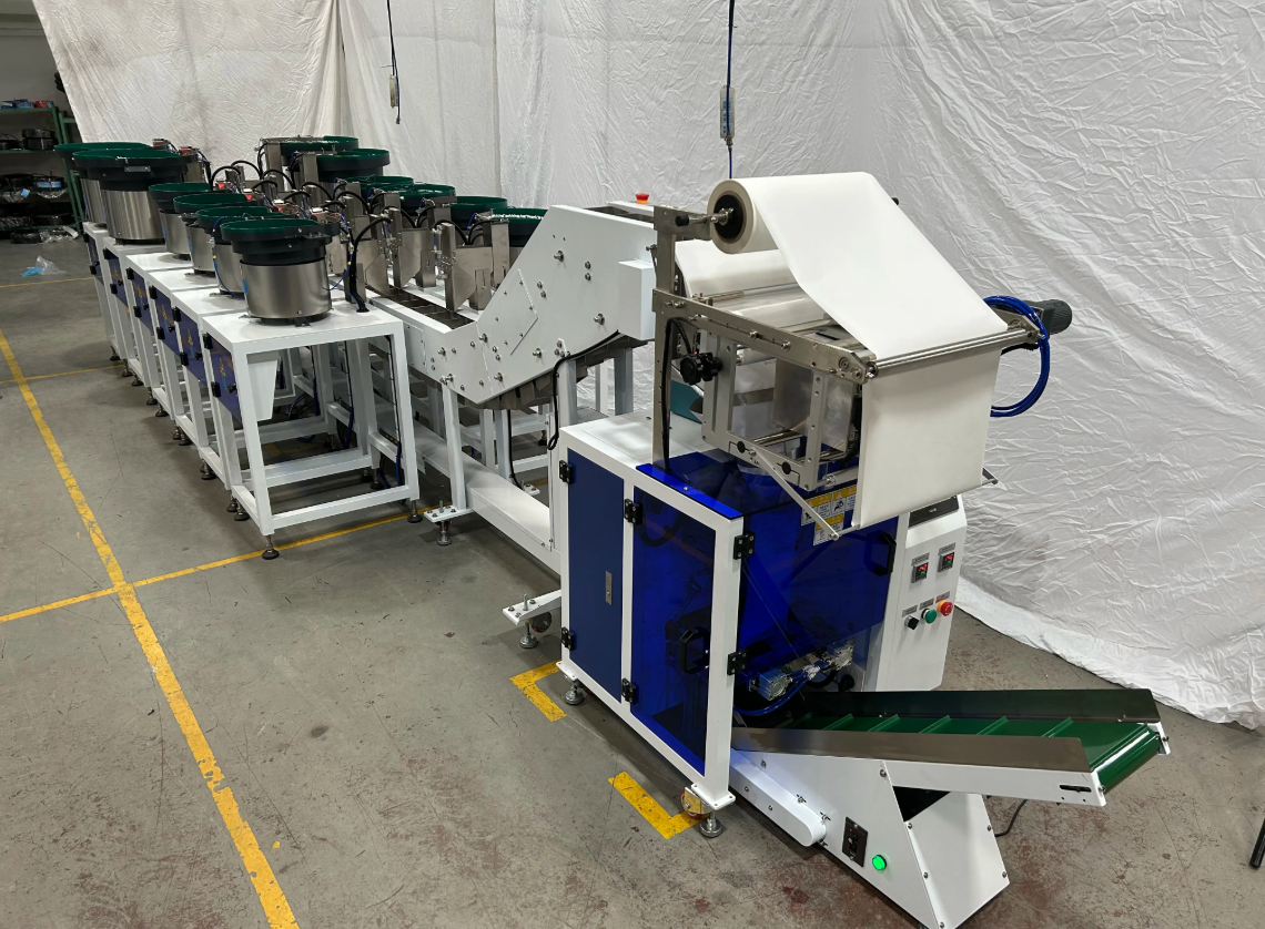 High-Speed Automatic Hardware Packing Machine