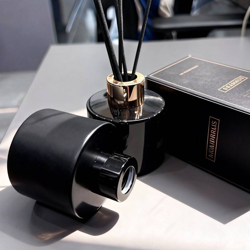 glass diffuser bottles