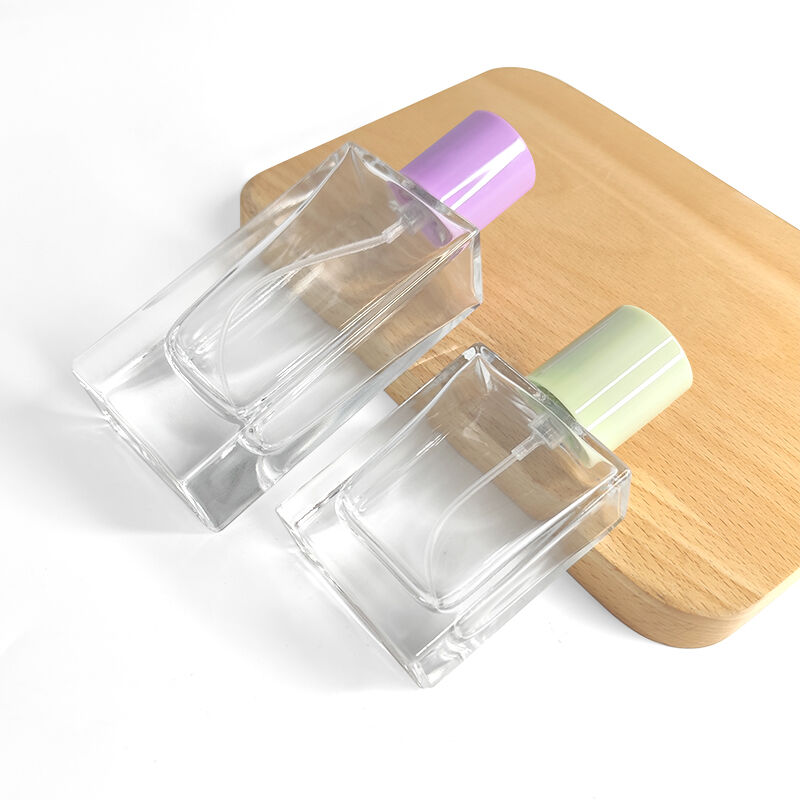 Available in stock: 30ml, 50ml, 100ml, square perfume bottle, transparent colored perfume glass bottle, with wooden cover