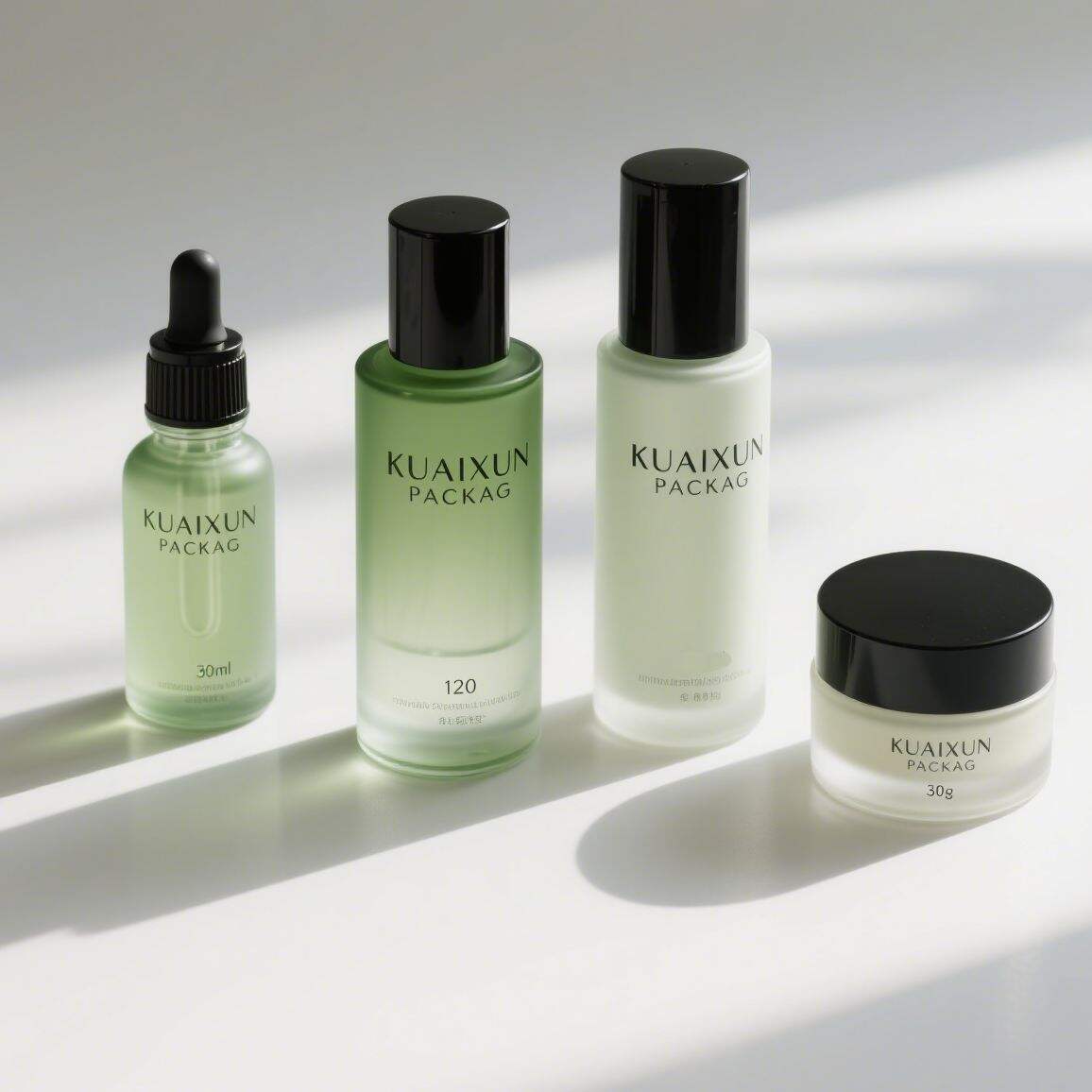 Wie wählt man ein Kosmetikglas aus, das Hautpflegeprodukte frisch hält?