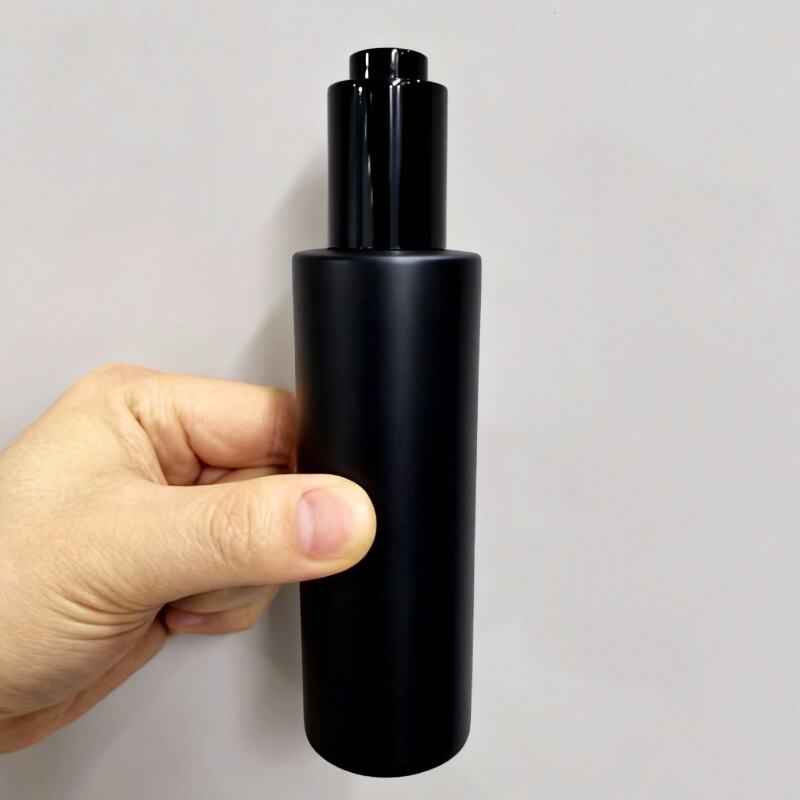 التوصل العالمي مع الخبرة المحلية