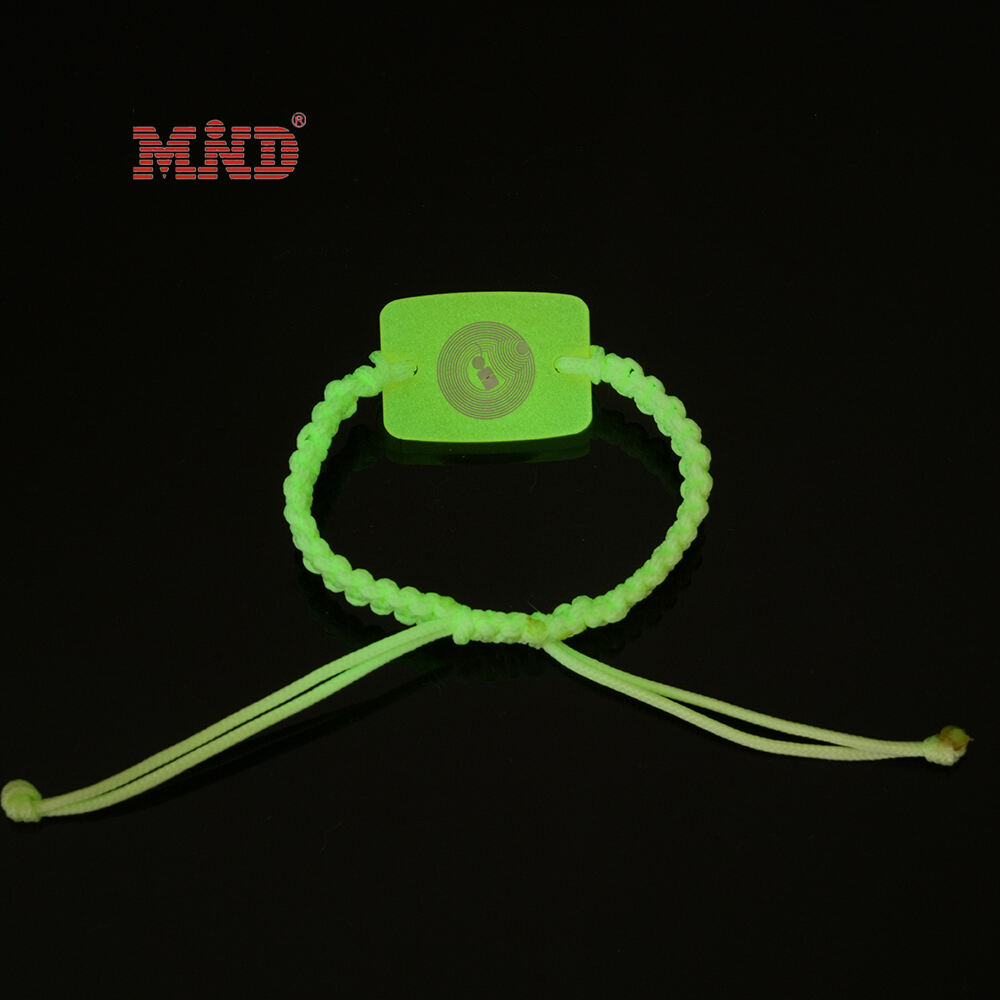 MW10A08 RFID NFC inteligentný náramok z lana s fluorescenčnou značkou pre podujatie