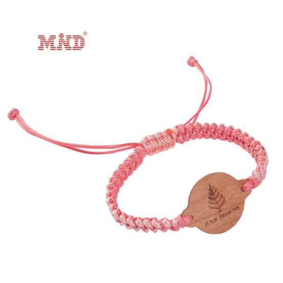 5 преимуществ использования деревянных RFID-браслетов с тканой вставкой на фестивалях