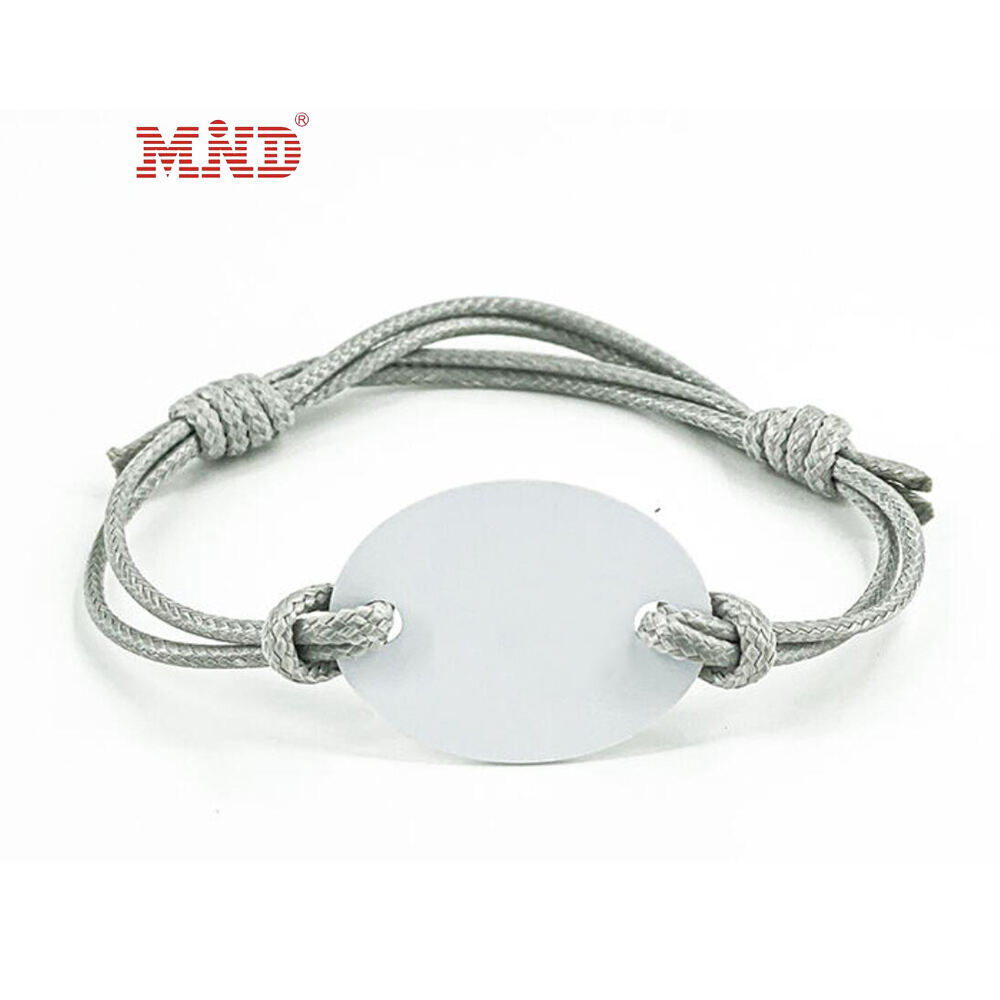13.56mhz Smart Hotel Resort NFC Bracelet Dustproof RFID Wristband