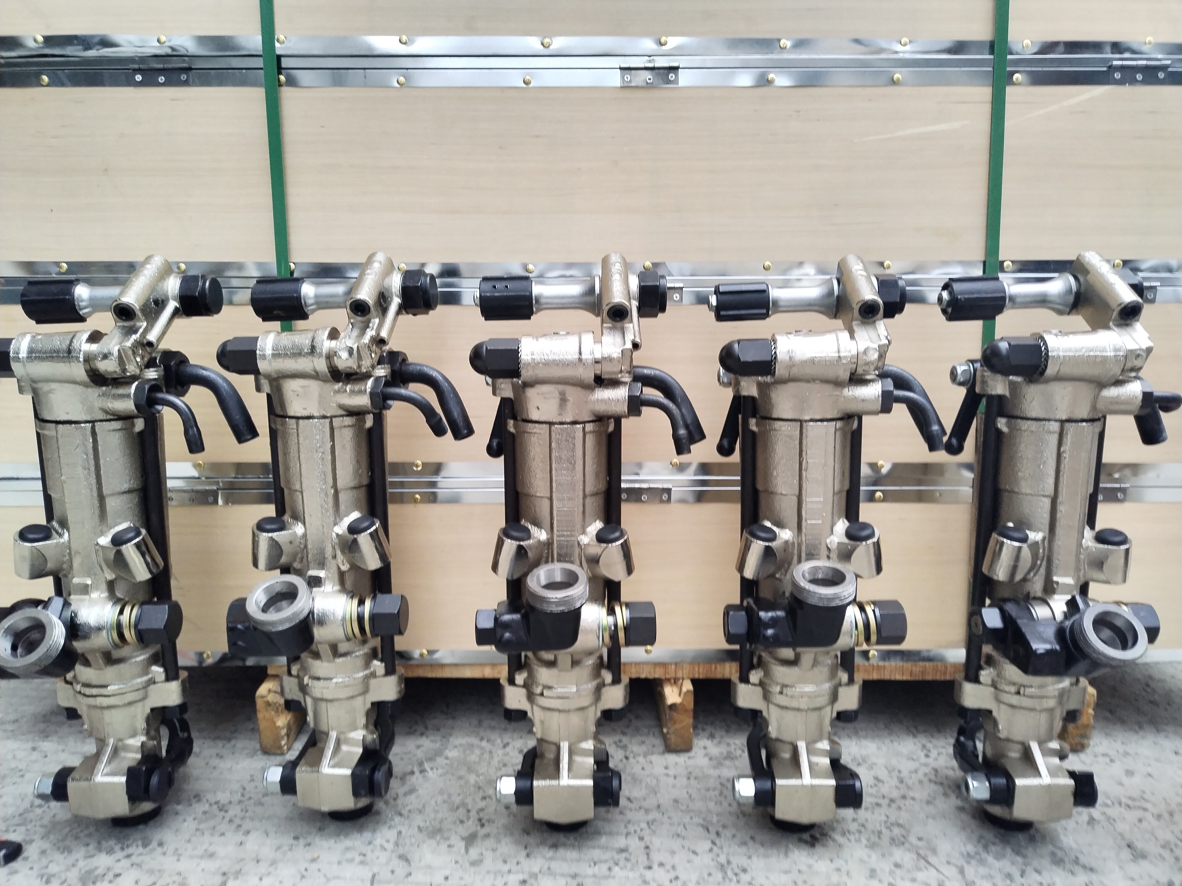 Perforadora: Drilling Device for Multiple Materials