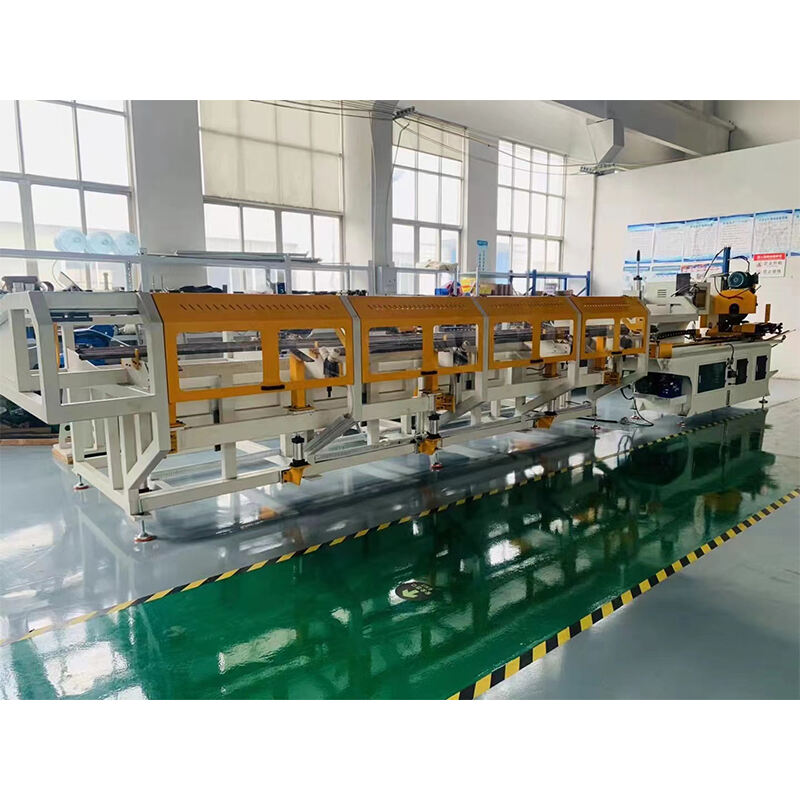 Automatic loading and feeding  pipe cutting  machine