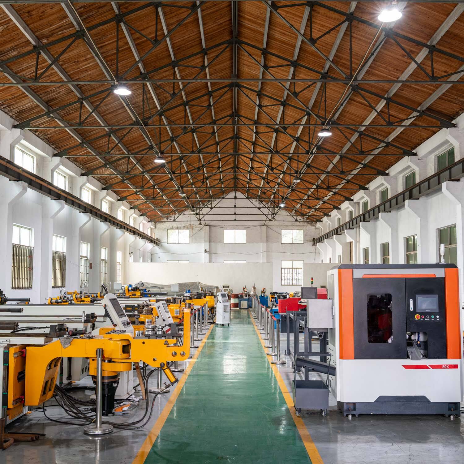 Come scegliere una piegatrice per tubi per la lavorazione di diverse parti automobilistiche