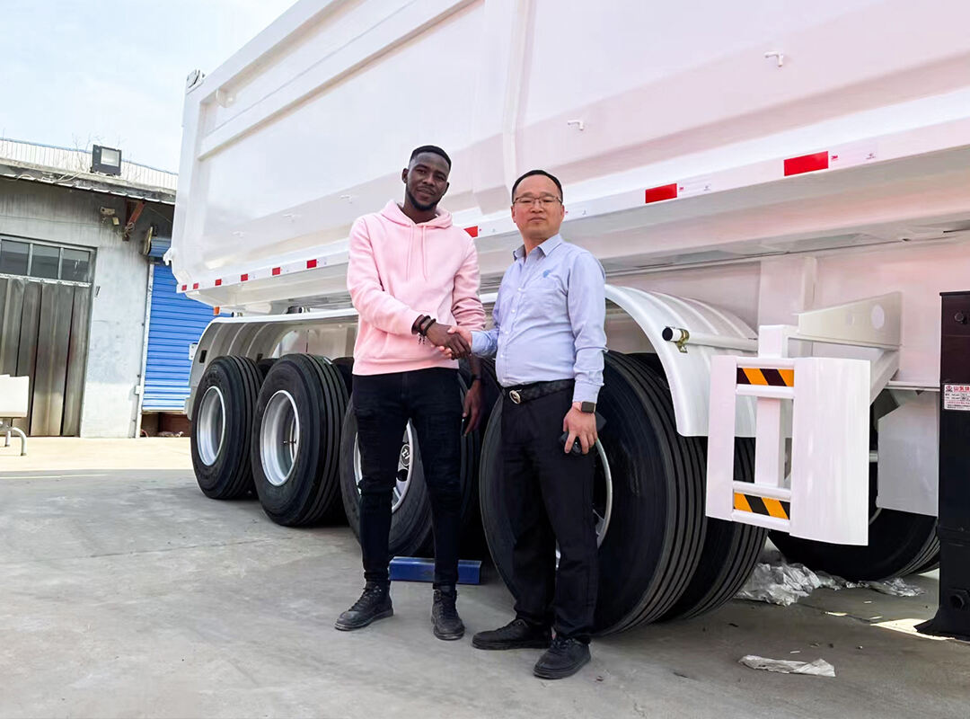 The Burundi friends cooperate with our company to order the HOWO7 Dump Truck