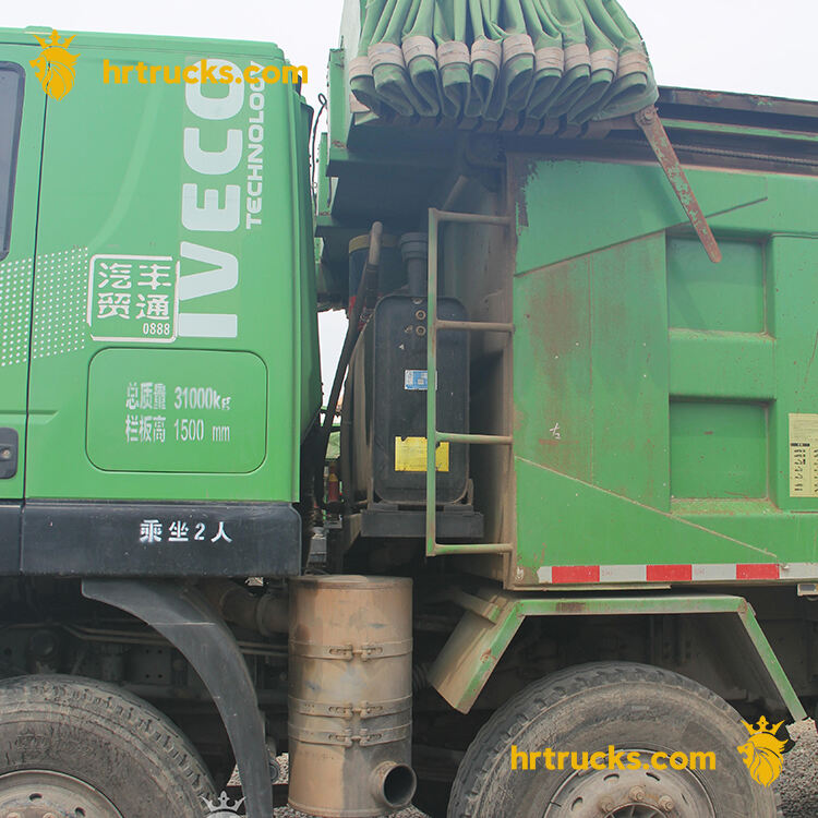 hongyan dump truck green 8*4