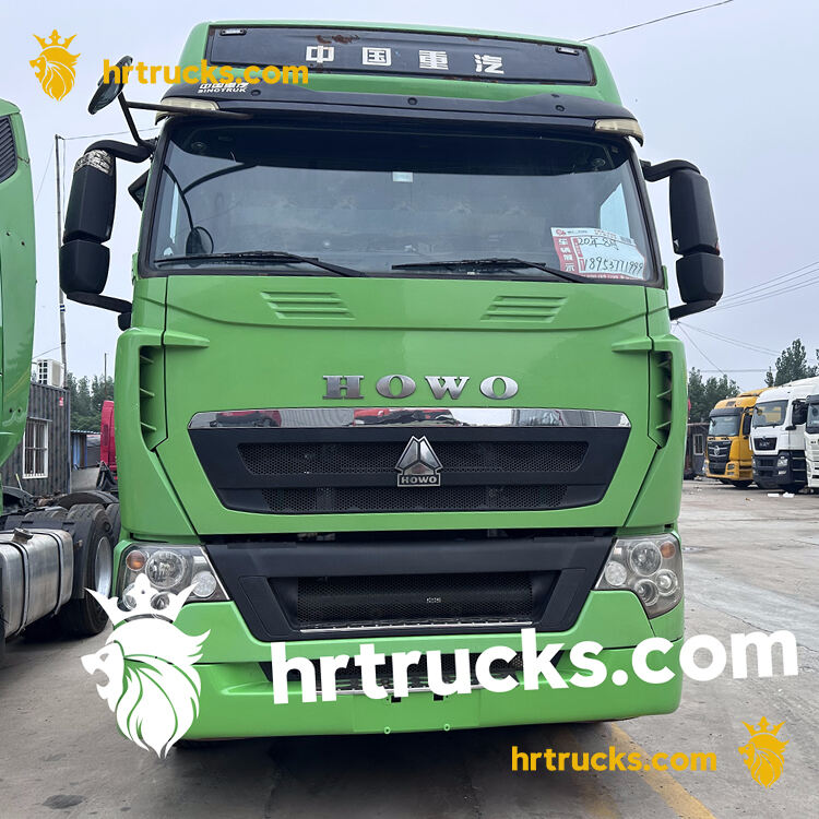 HOWO Tractor Truck   green 6×4-T7H