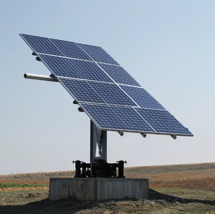 What Are the Maintenance Requirements for a Solar Tracking System?