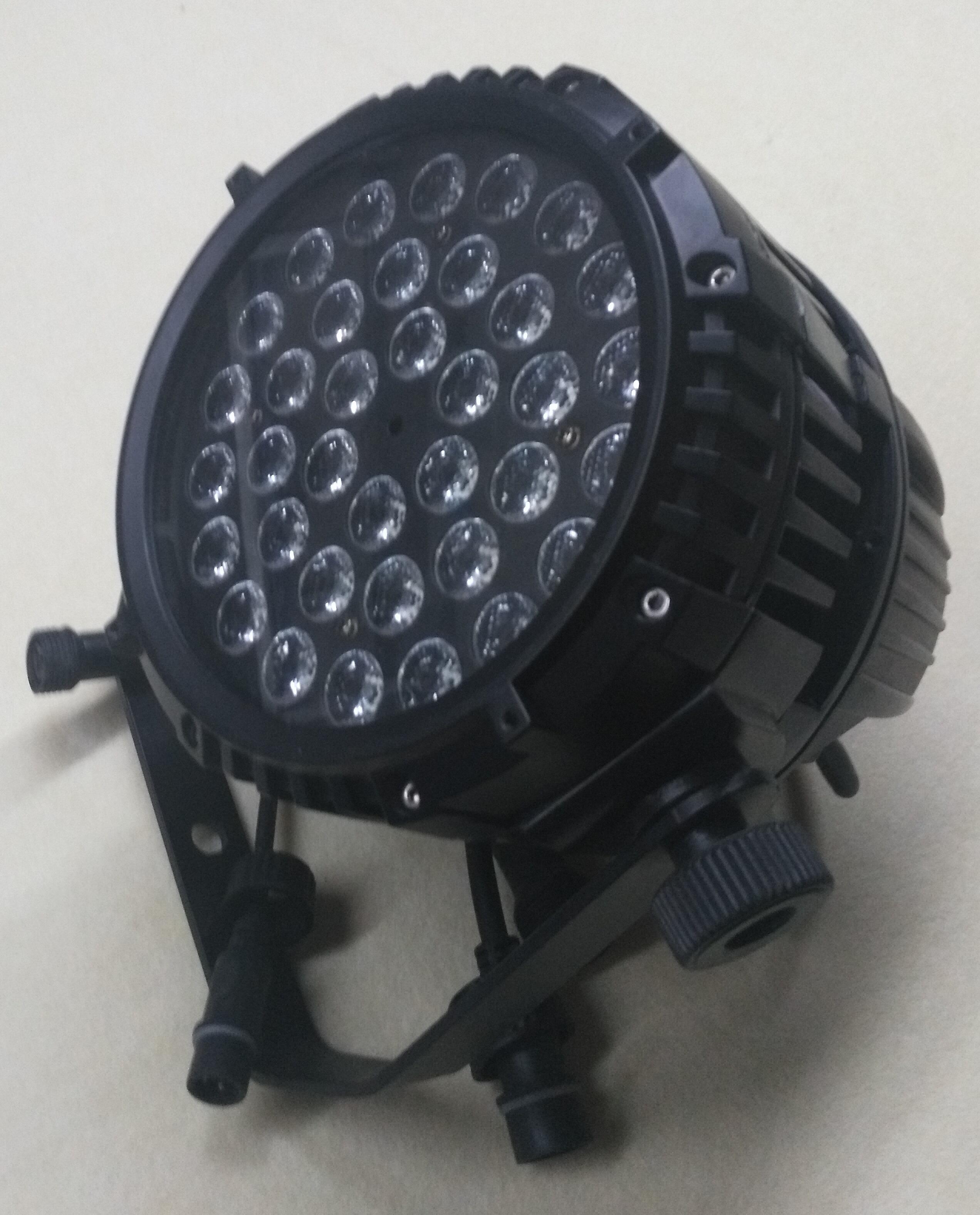 IOS LP-P3603pro LED Par Light