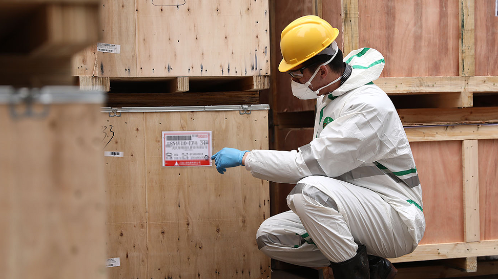 Cén aon tionscail atá i gceart agus ag teastáil acu ar chloigíní neamh-athúsáideacha neamhshruthaithe?