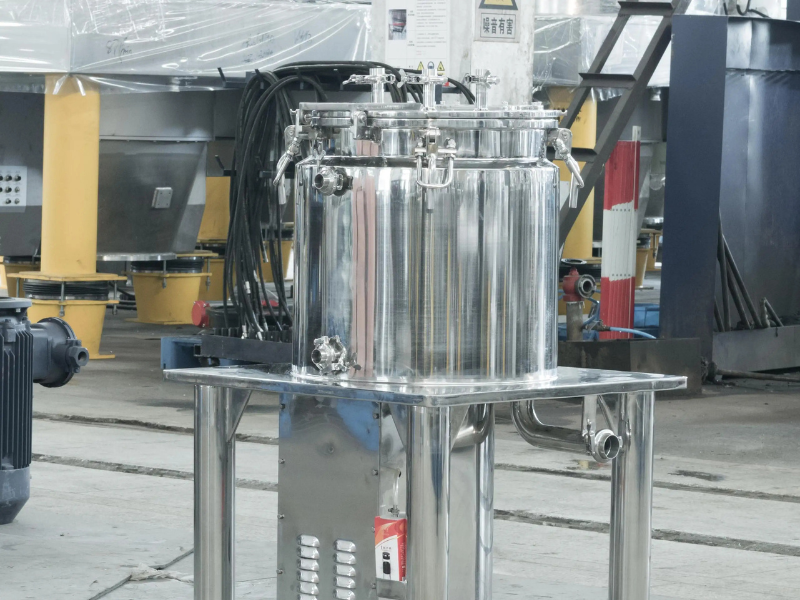 Auto Discharge Centrifuge: Reliability in Production
