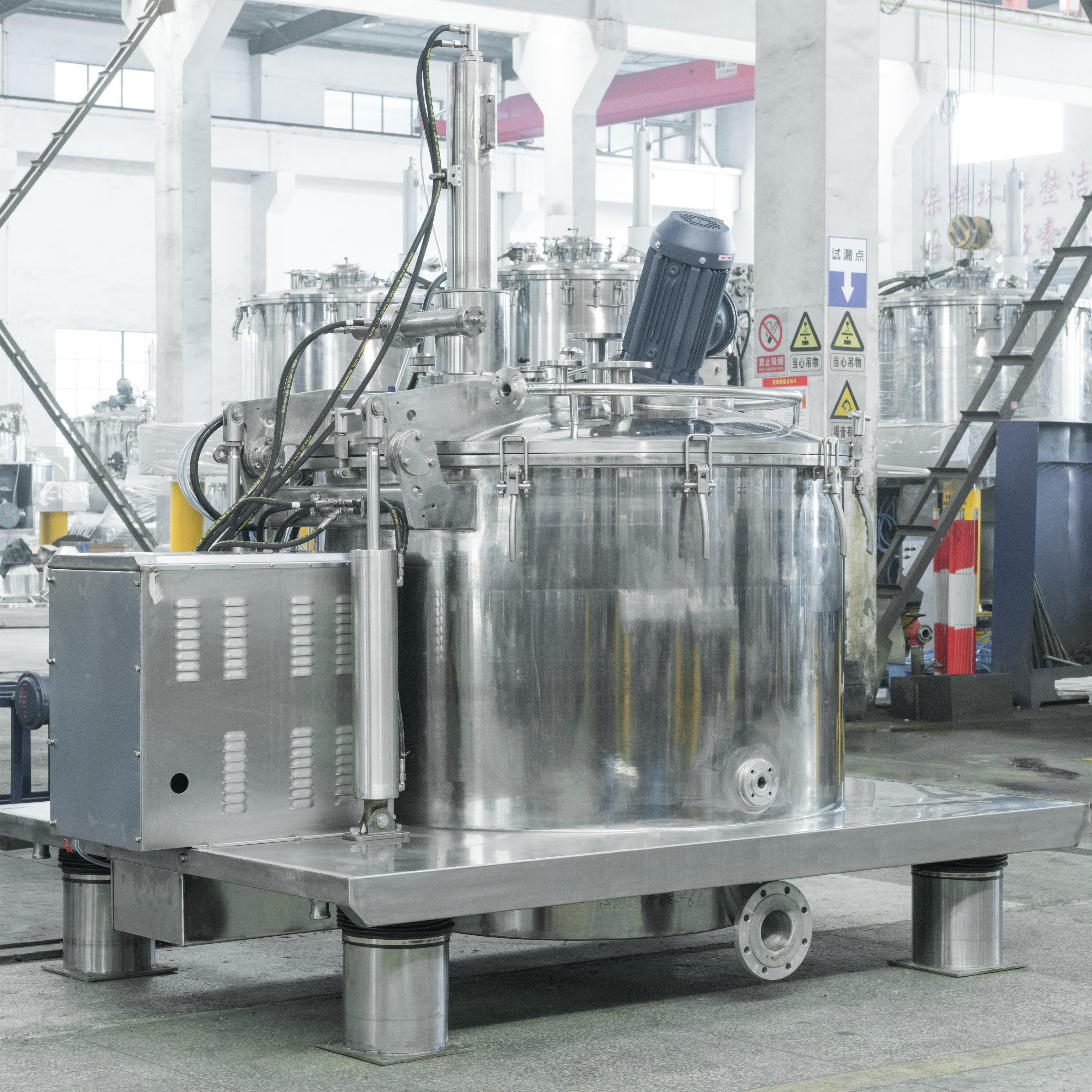 Centrifuge with Scraper Mechanism: High-Efficiency Separation
