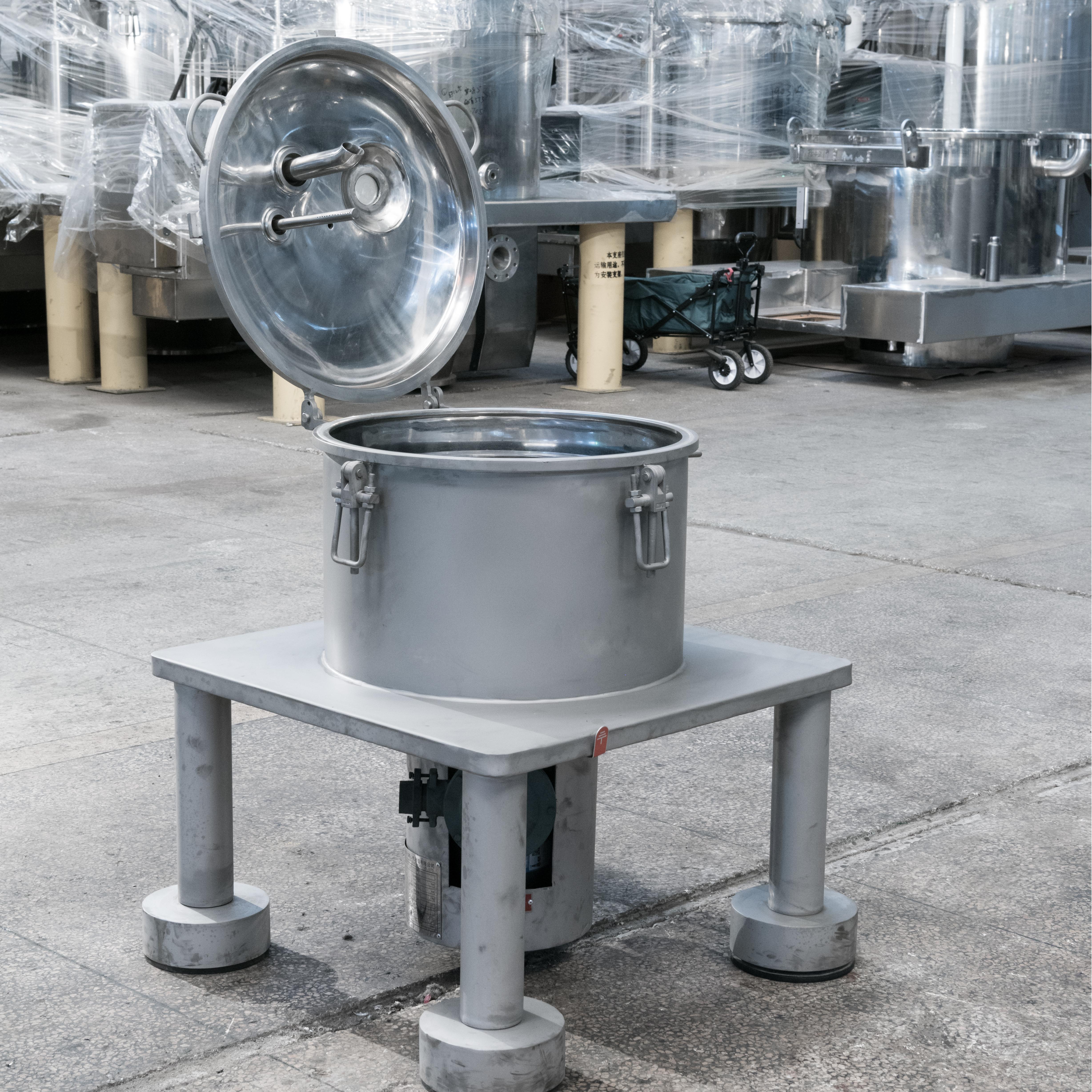 Johtava innovatiivisten ratkaisujen parissa