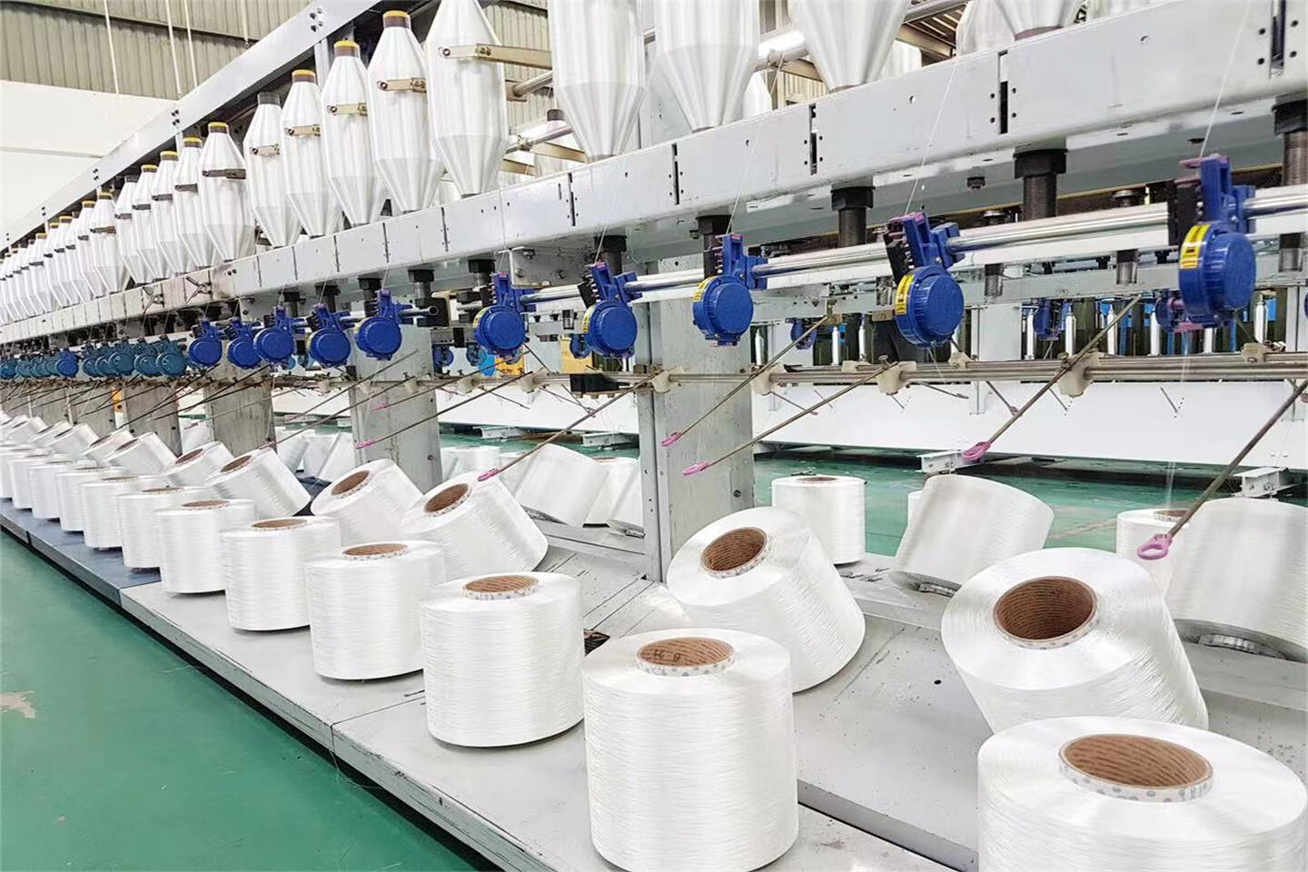 Sợi Nylon Tái Chế Là Gì Và Tại Sao Nó Quan Trọng Đối Với Sản Xuất Bền Vững