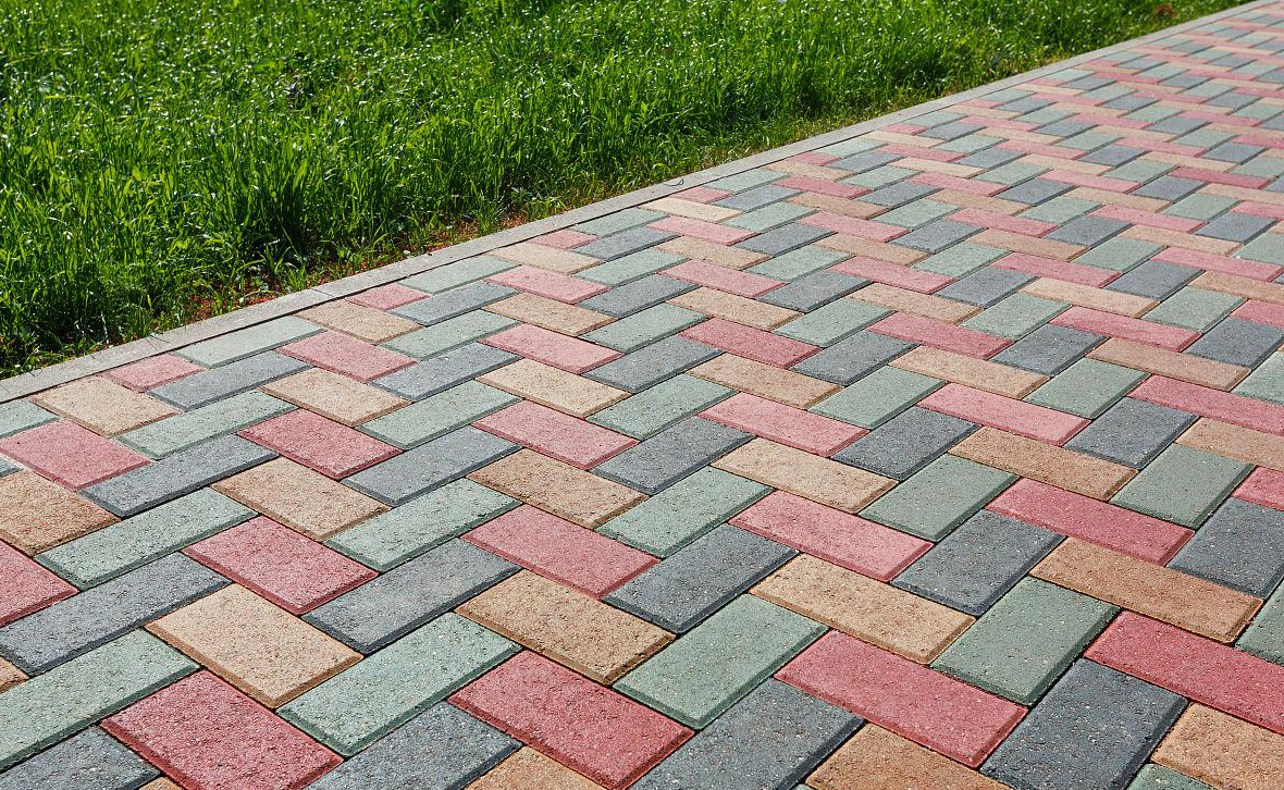 Iron oxide pigment for Brick